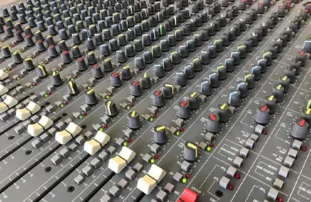 Picture for category Analog Mixer